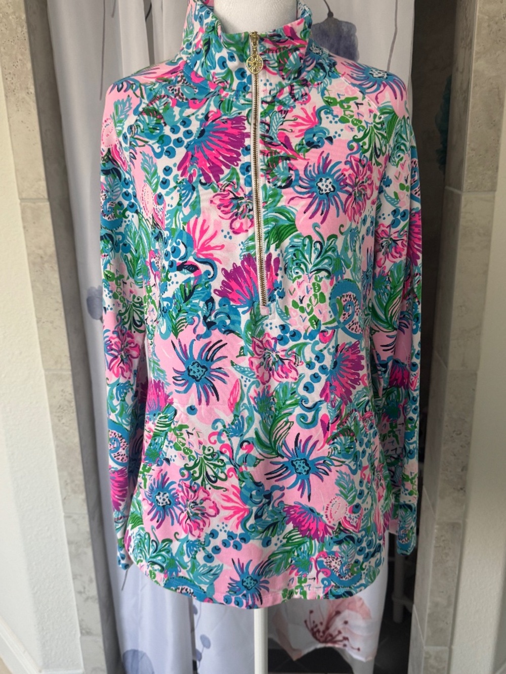 Lilly Pulitzer VGUC popover size medium paradise petals